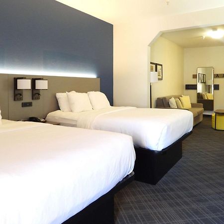 Comfort Suites Кроссвилл Экстерьер фото