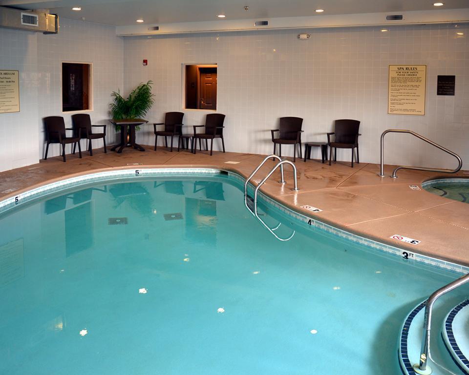 Comfort Suites Кроссвилл Экстерьер фото