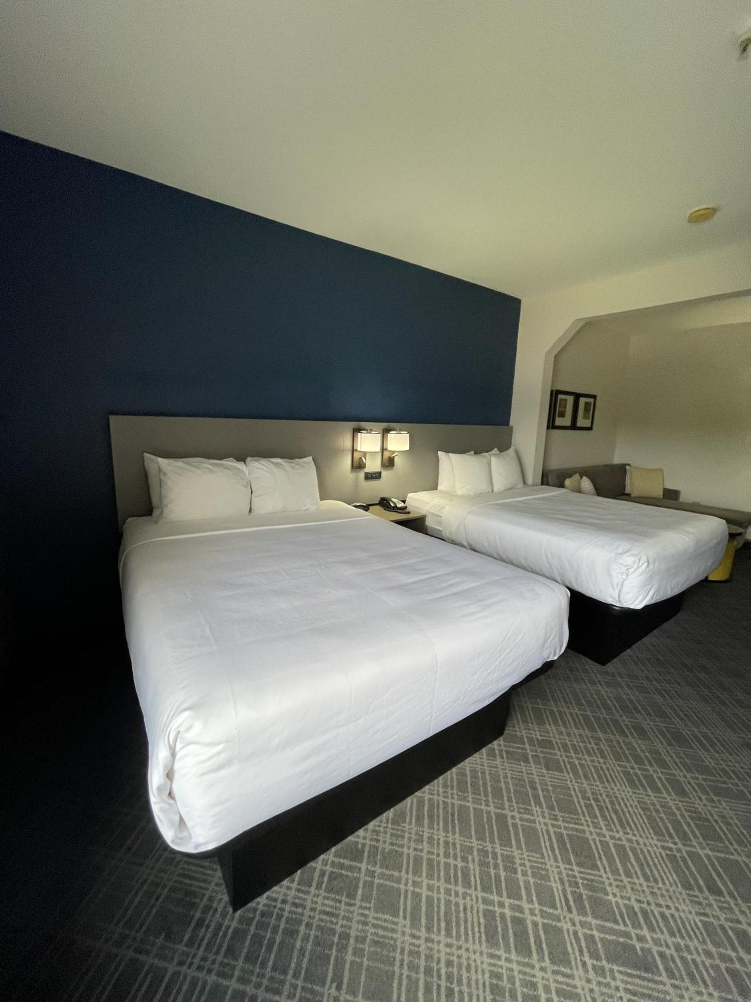 Comfort Suites Кроссвилл Экстерьер фото