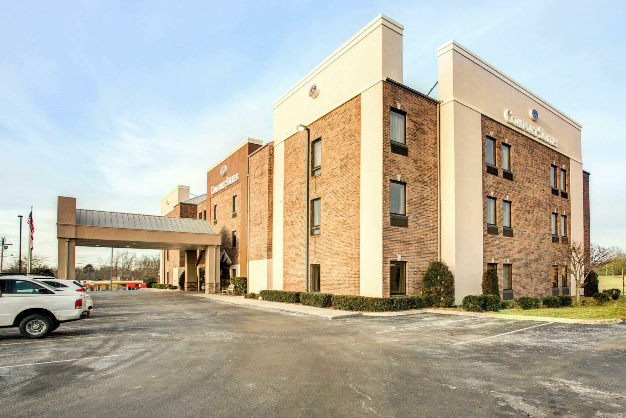 Comfort Suites Кроссвилл Экстерьер фото