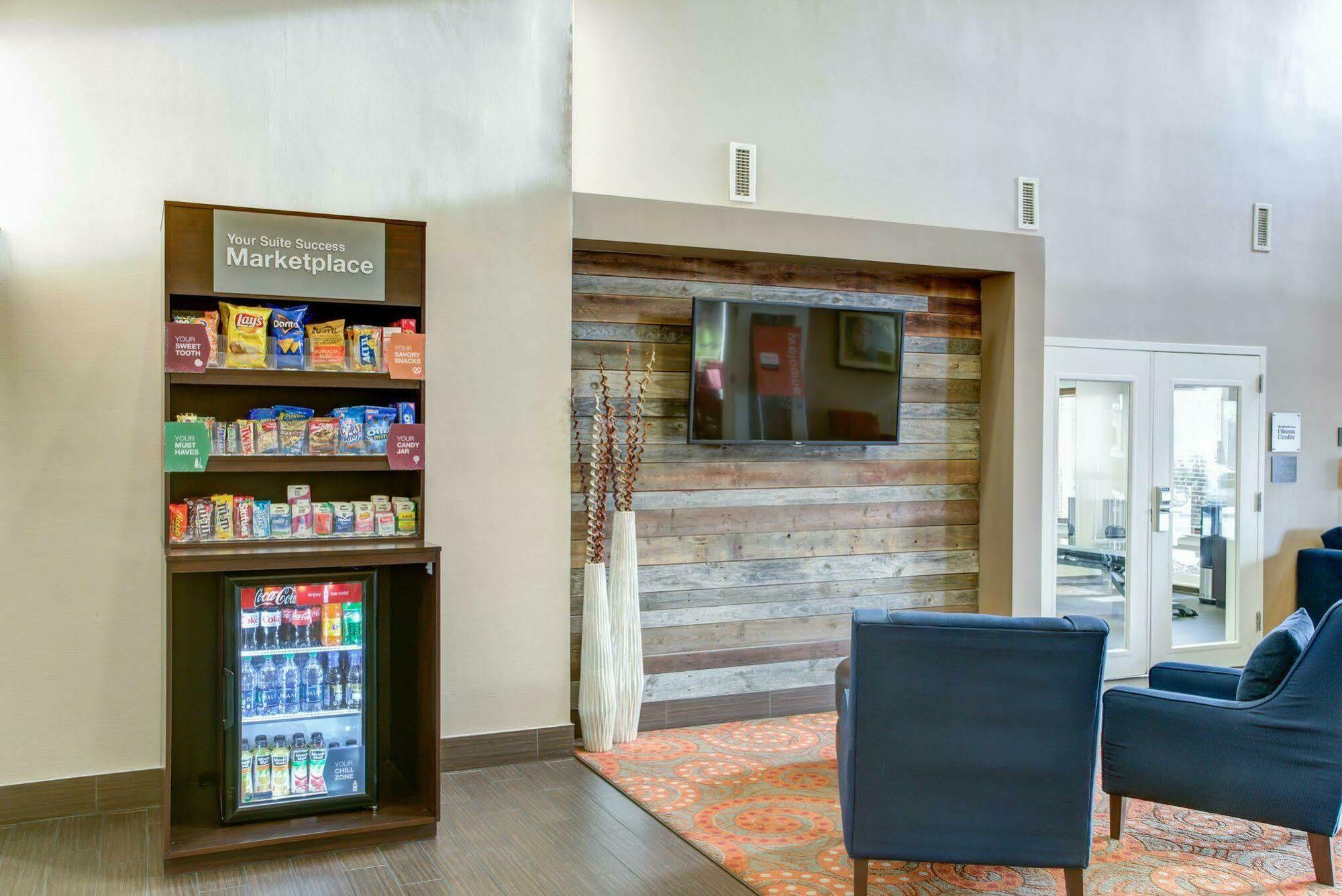 Comfort Suites Кроссвилл Экстерьер фото
